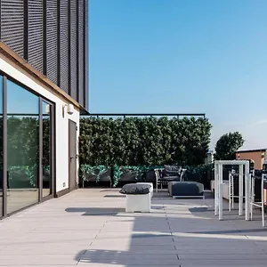Easyhomes-central Tower Milano