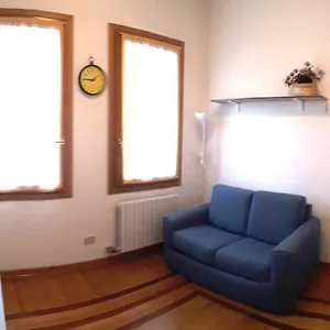 casa-ladi.hotelslidodijesolo.com/